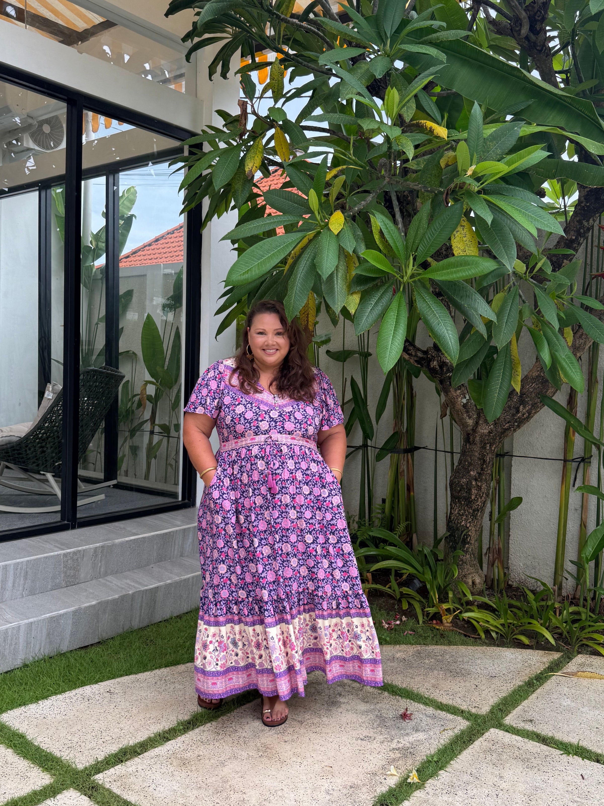 ISOLA Midaxi ~ Liora