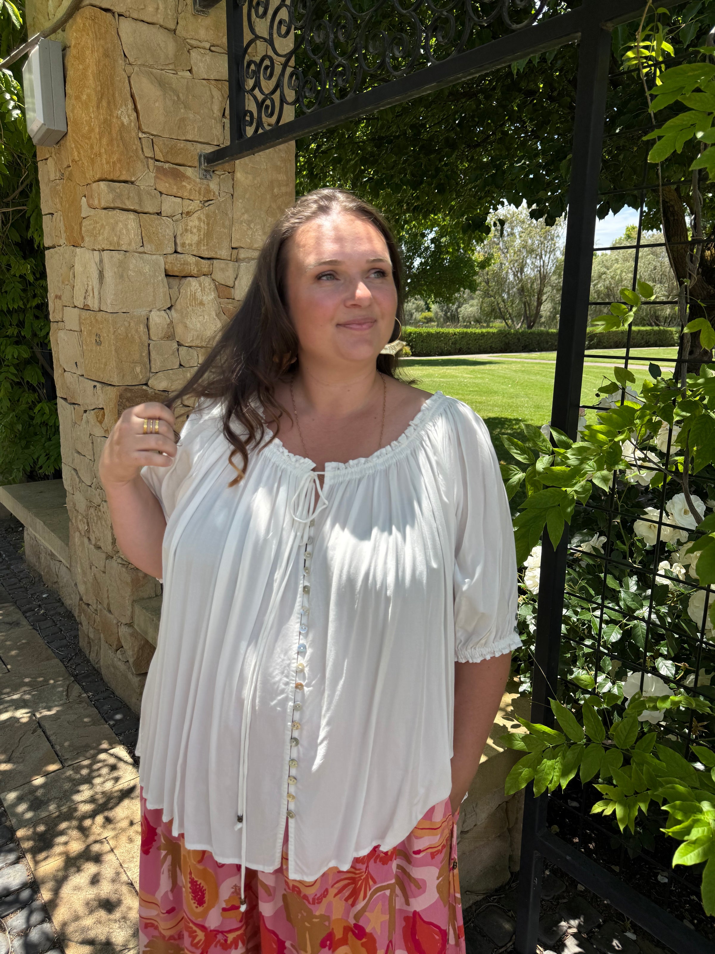 ZANIA BLOUSE ~ Off White