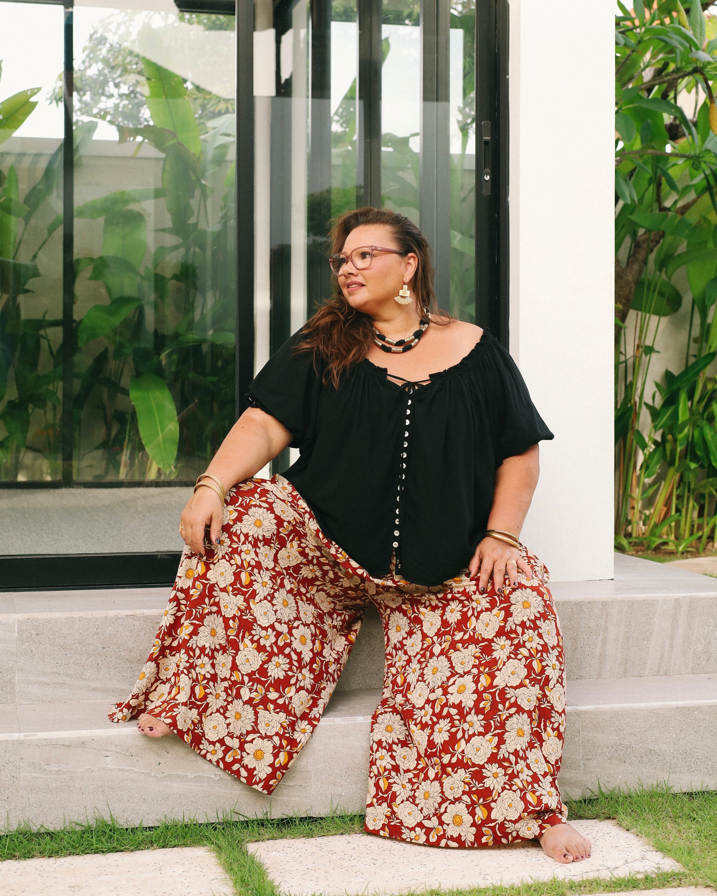 ZANIA BLOUSE ~ Black