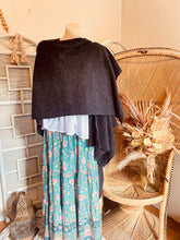 Load image into Gallery viewer, Charcoal Marl Cape