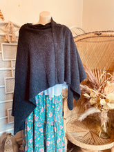 Load image into Gallery viewer, Charcoal Marl Cape